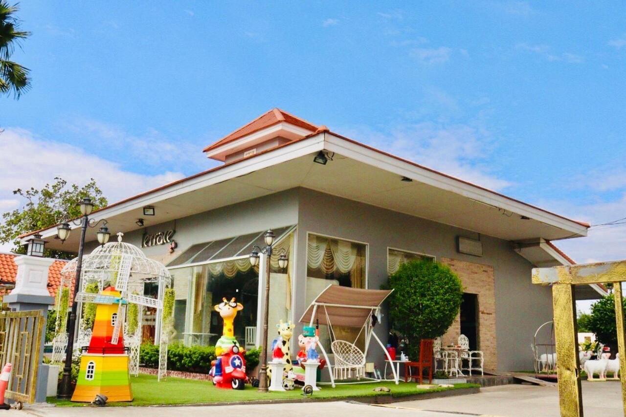 Napheera Royal Tel Hotel Ban Khlong Bang Krathiam ภายนอก รูปภาพ