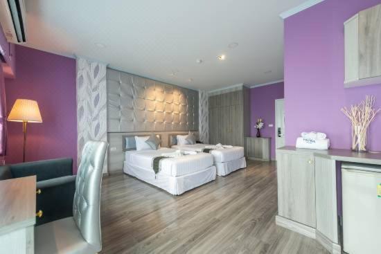 Napheera Royal Tel Hotel Ban Khlong Bang Krathiam ภายนอก รูปภาพ