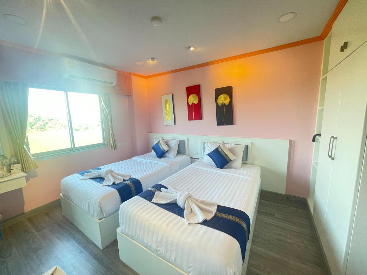 Napheera Royal Tel Hotel Ban Khlong Bang Krathiam ภายนอก รูปภาพ