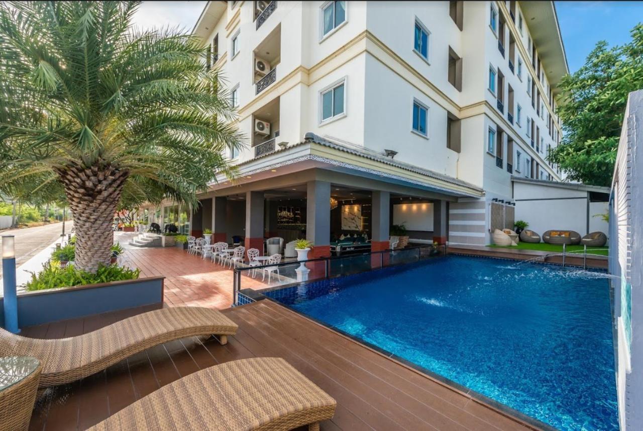 Napheera Royal Tel Hotel Ban Khlong Bang Krathiam ภายนอก รูปภาพ