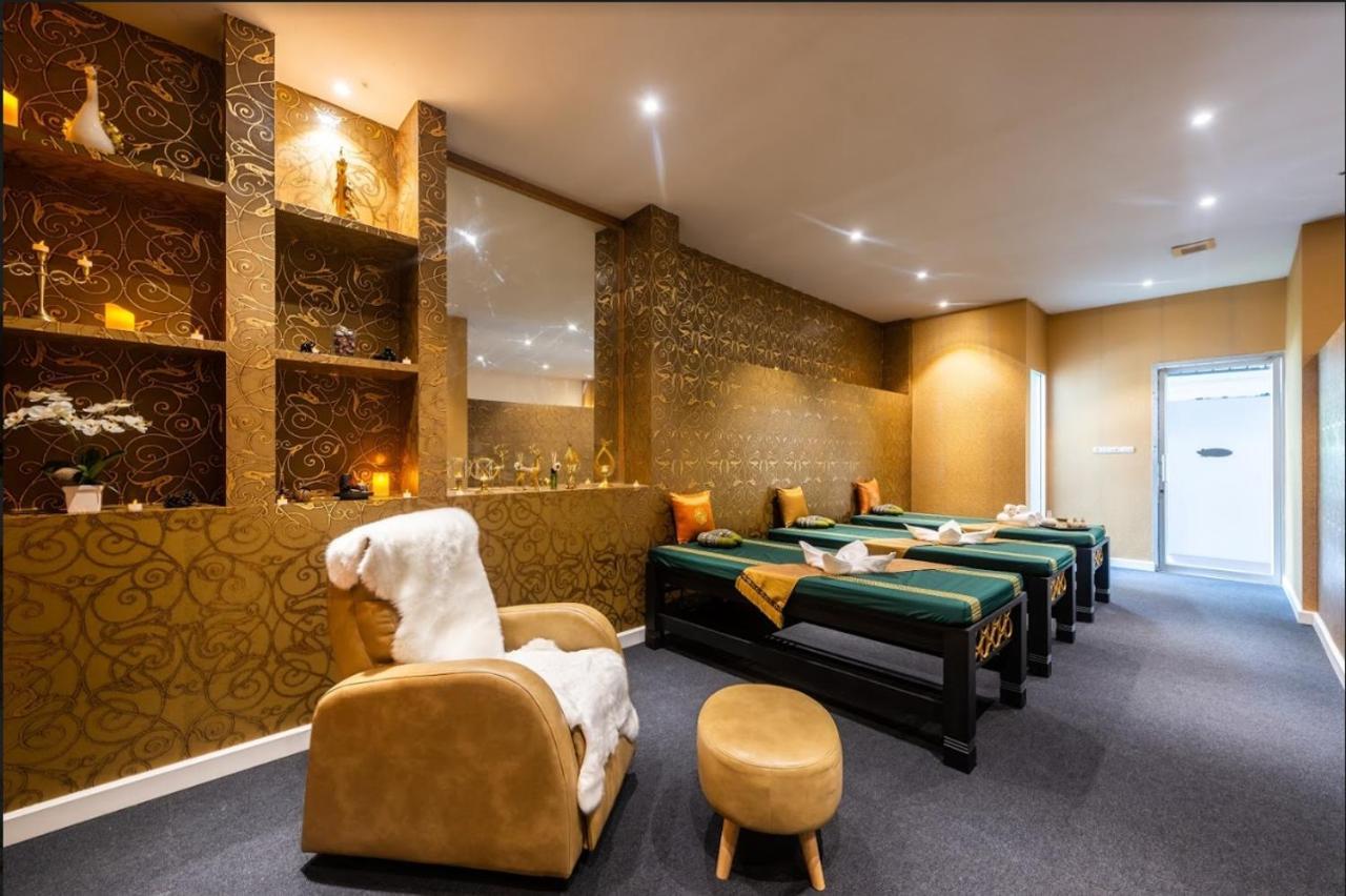 Napheera Royal Tel Hotel Ban Khlong Bang Krathiam ภายนอก รูปภาพ